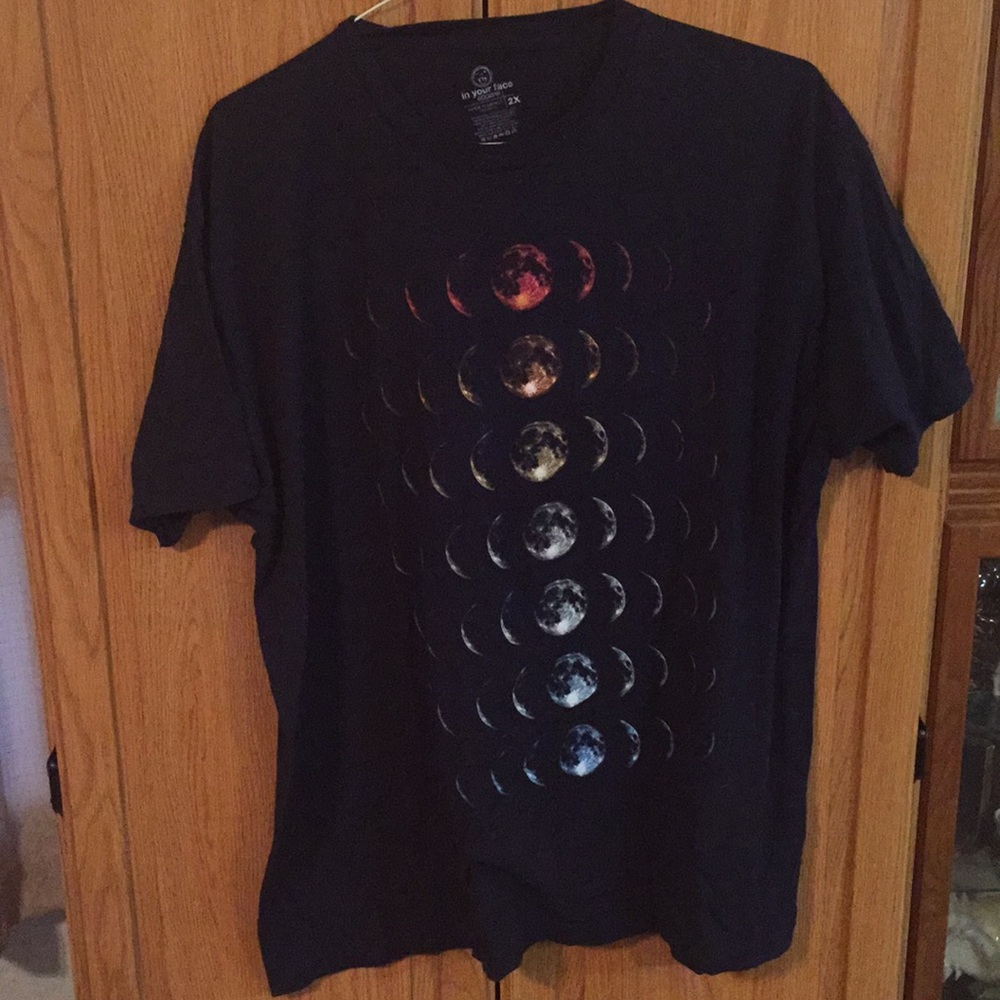 Women’s shirt sleeves T-shirt